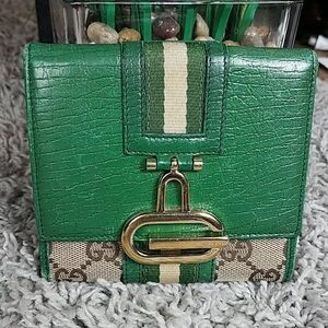 Gucci monogram wallet